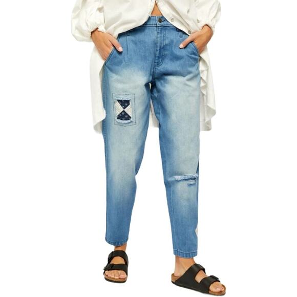 Free People We The Free Down to Earth Destroyed Patchwork Trouser Jeans Size 25 - Picture 1 of 8
